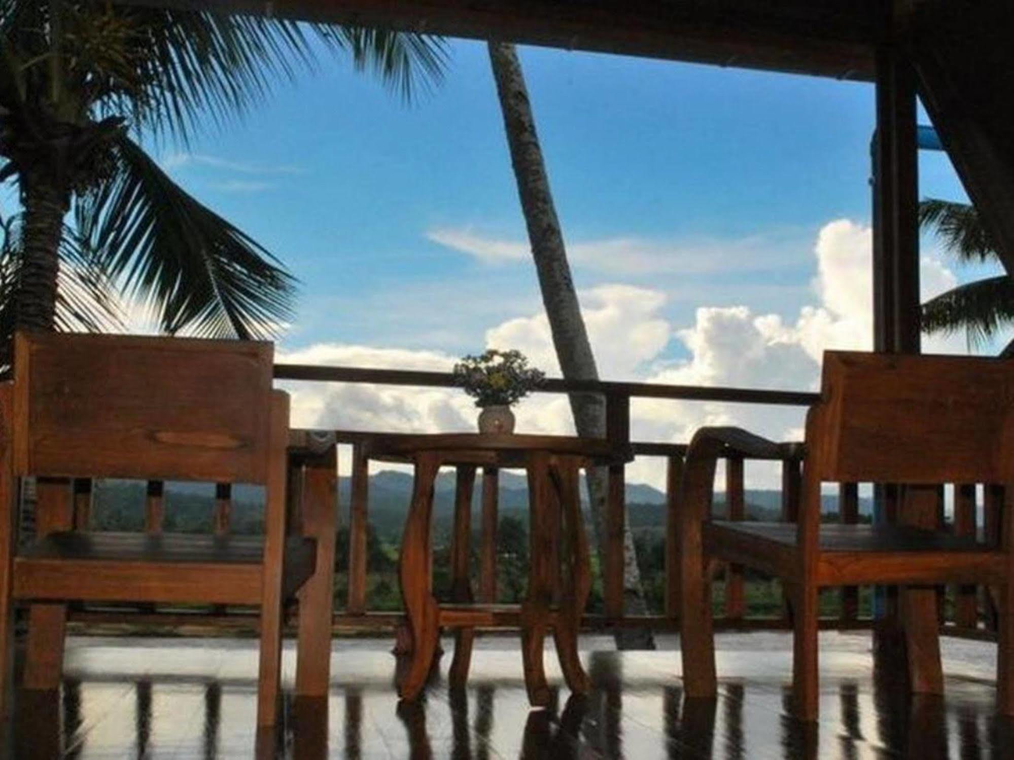 River Bank Resort Mae Sariang Exterior foto